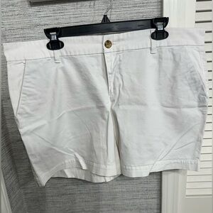Old Navy White Shorts - Size 14